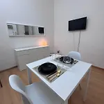 Golden - Un Piccolo Loft Nel Cuore Di Prázdninový dům