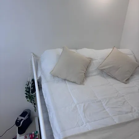 Golden - Un Piccolo Loft Nel Cuore Di Roma